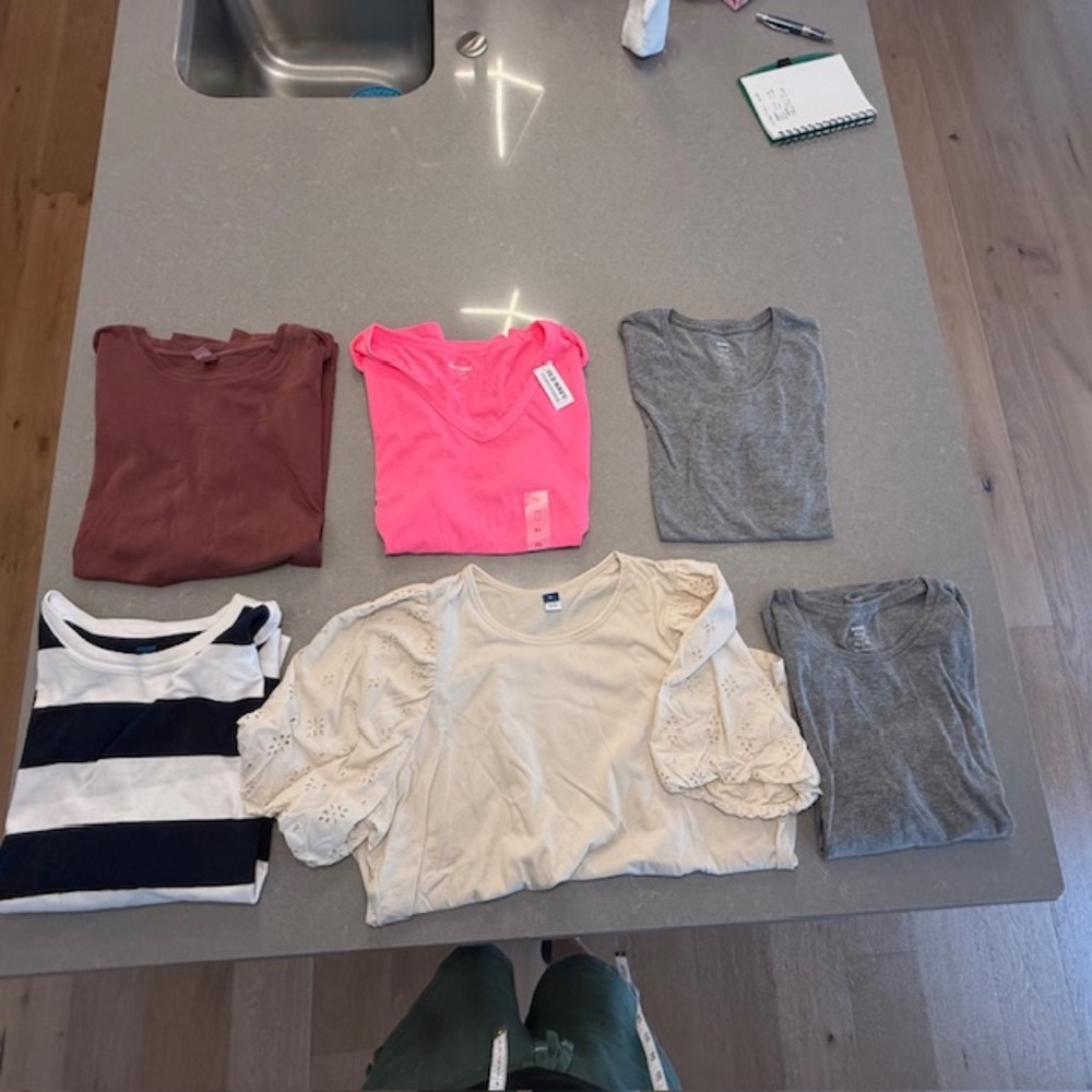 Bundle 6 Old Navy Women's Shirts/T-Shirts Cotton XL Good Condition -See notes